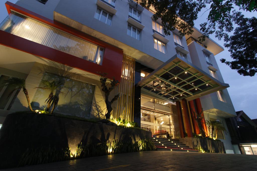 Ardan Hotel Bandung Exterior photo