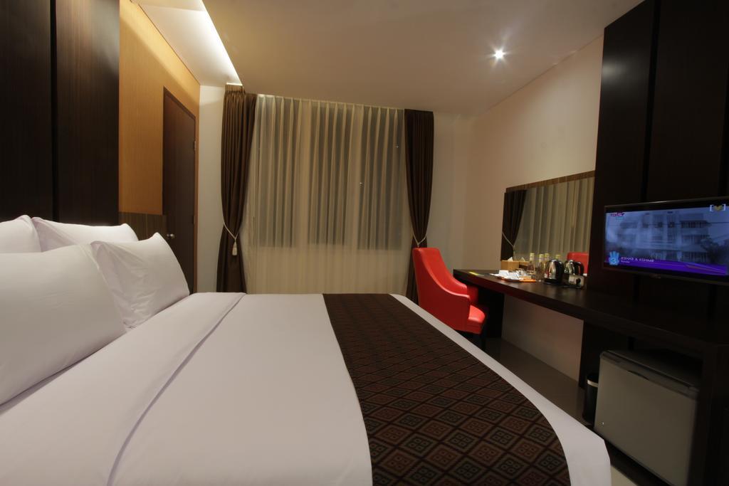 Ardan Hotel Bandung Exterior photo