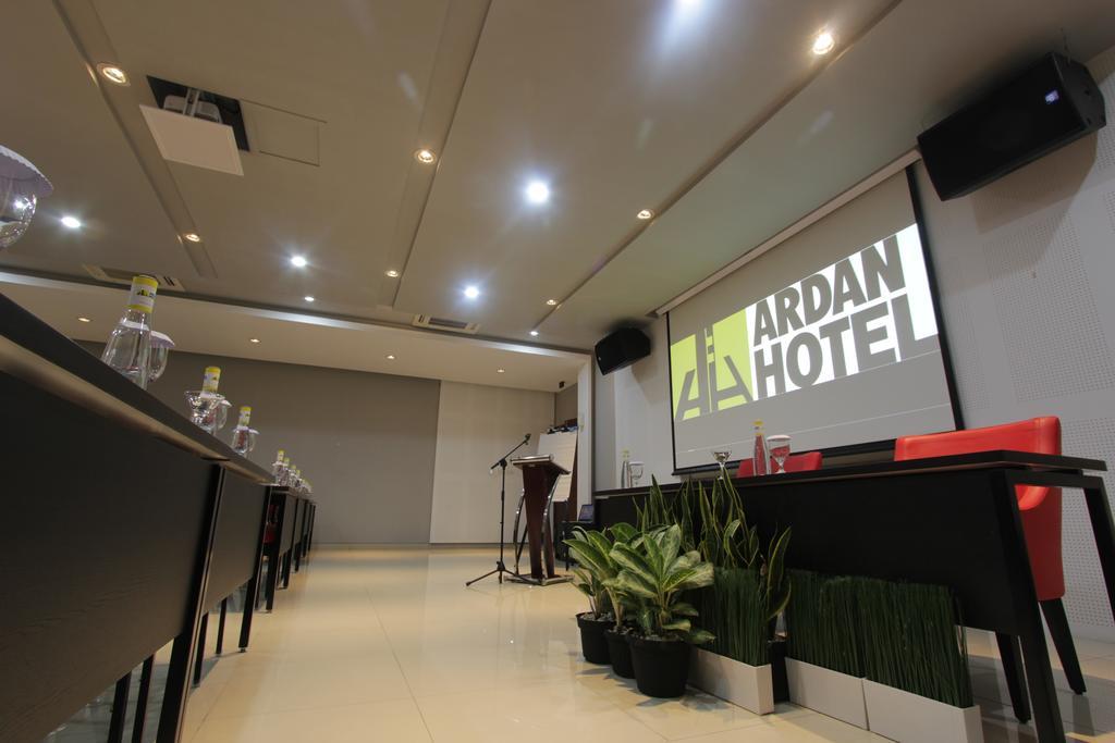 Ardan Hotel Bandung Exterior photo