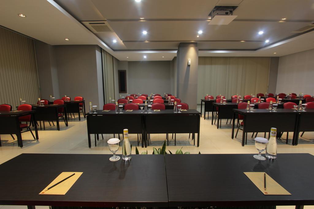 Ardan Hotel Bandung Exterior photo